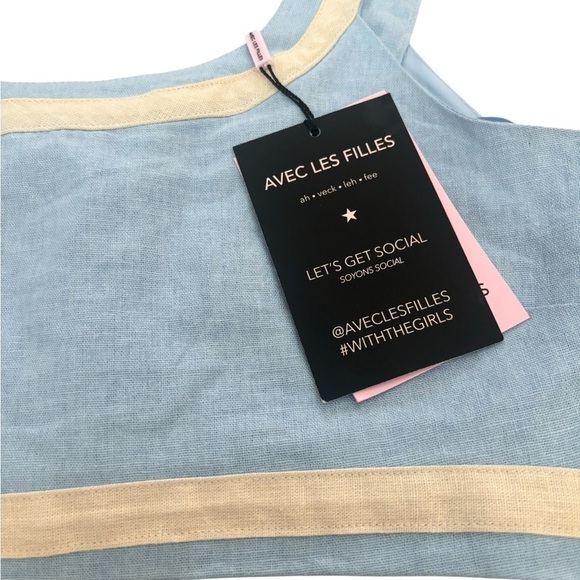 Avec Les Filles Linen Blend Crop Top In The Color Ice Blue Size Small NWT - Picture 3 of 6